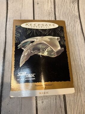 Hallmark Keepsake Ornament Star Trek Romulan Warbird - Green 1995 vintage